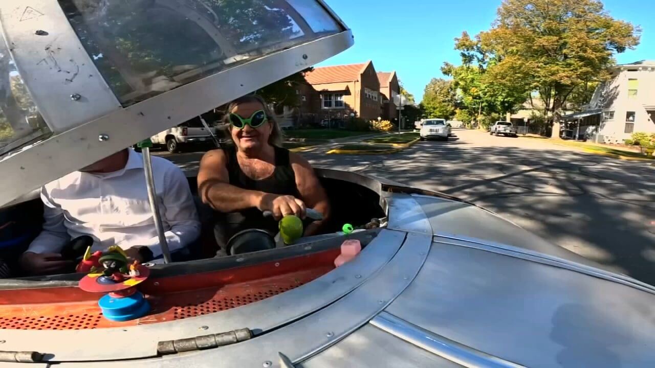 Mechanic proves Hoosiers are not lying about UFO sightings with his flying saucer car
